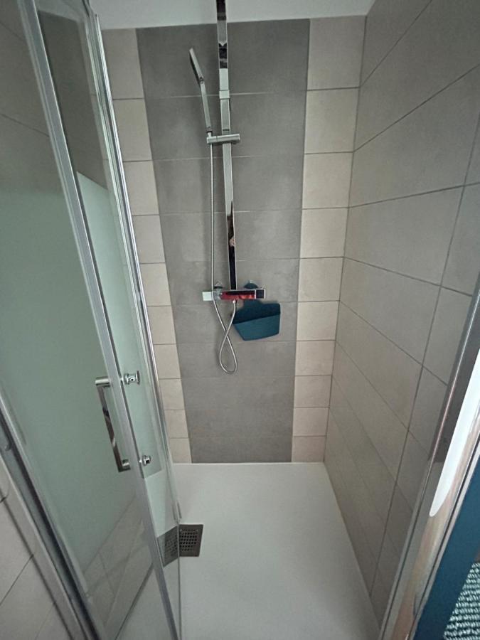 Charmant Logement Neuf อูร์ตัง ภายนอก รูปภาพ